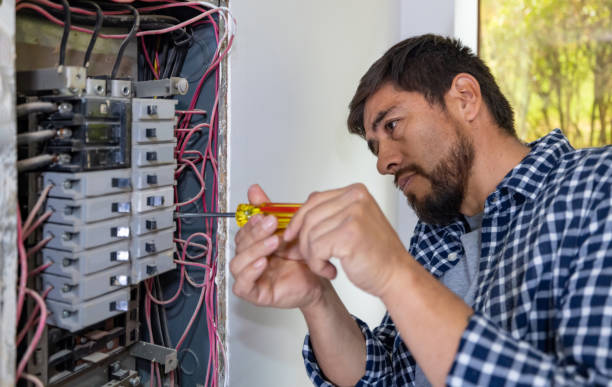 Best Electrical Contractors for Businesses  in Shadeland, IN
